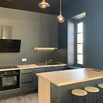 Le Loft De La Tour Pinte Appartamento