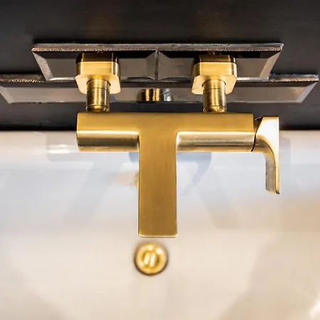 Le Loft De La Tour Pinte Lejlighed *