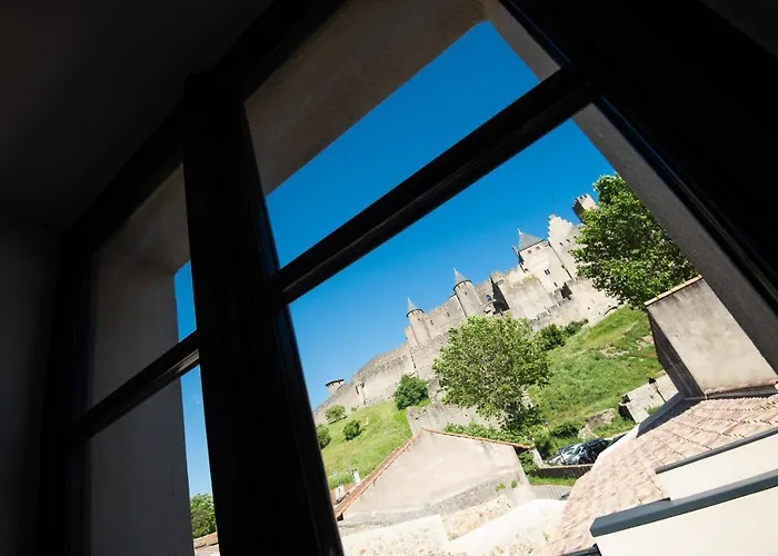 Le Loft De La Tour Pinte * قرقشونه