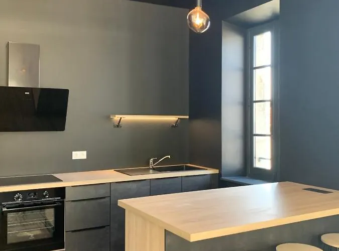 Le Loft De La Tour Pinte Apartment