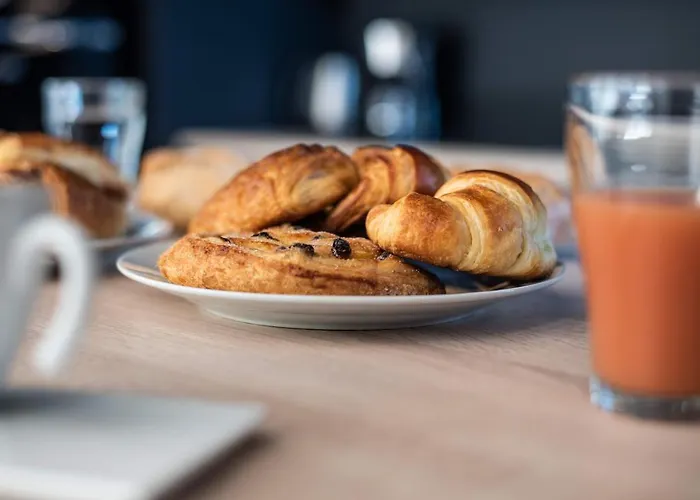 Le Loft De La Tour Pinte شقة قرقشونه