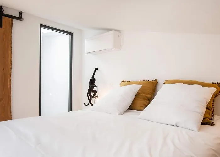 Le Loft De La Tour Pinte قرقشونه