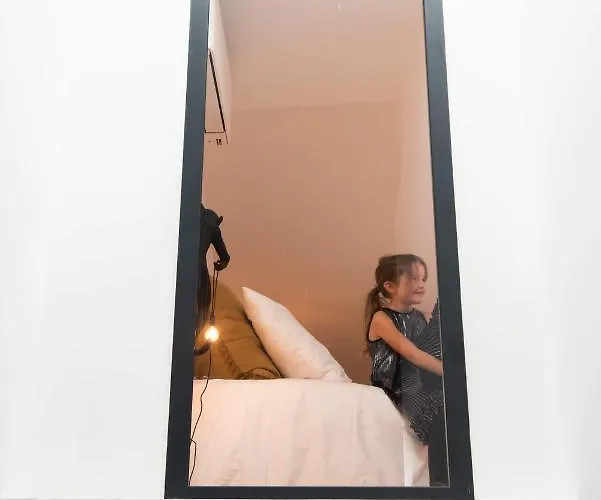 Le Loft De La Tour Pinte شقة قرقشونه